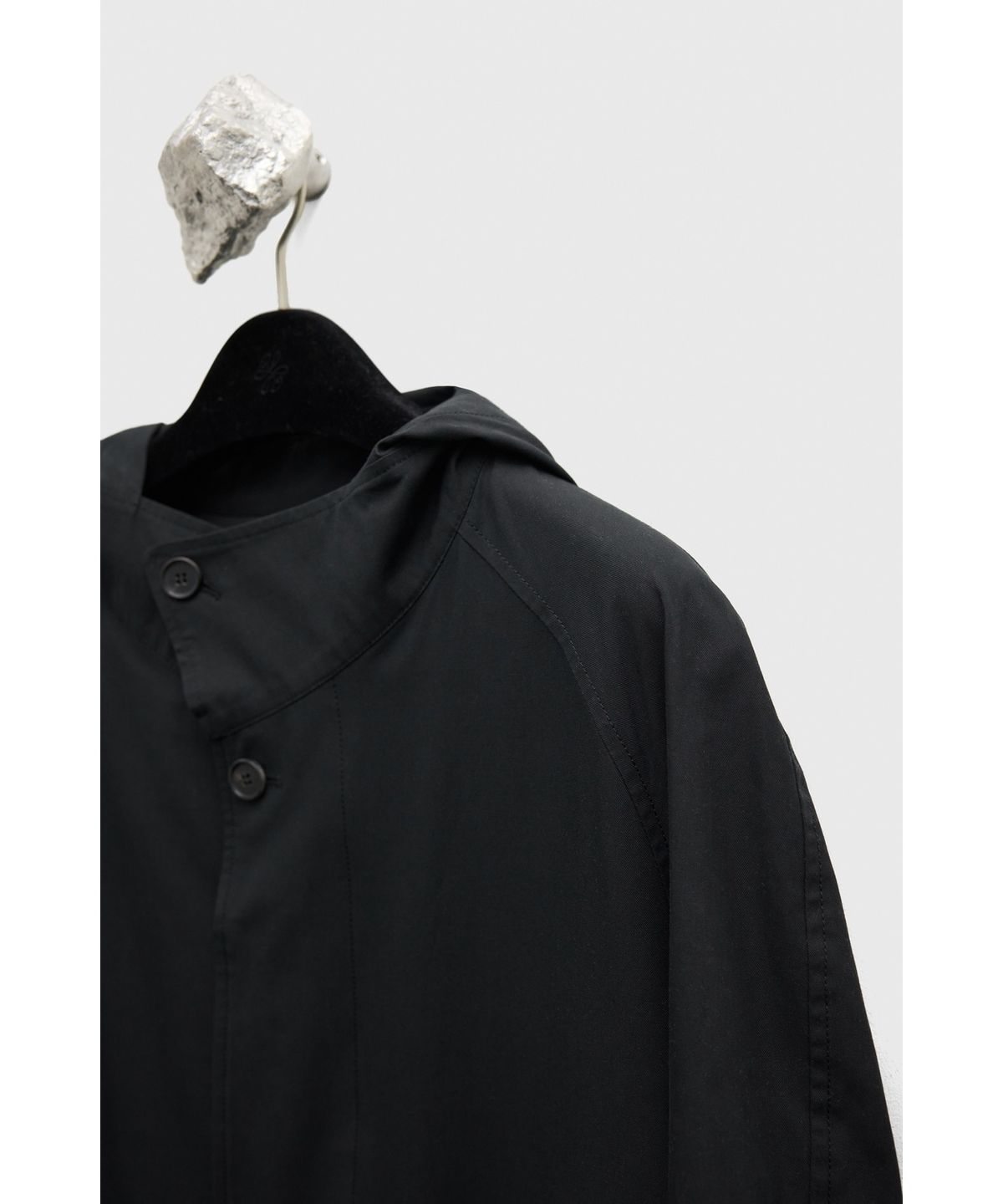 유스(YOUTH) Hooded Coat - Black