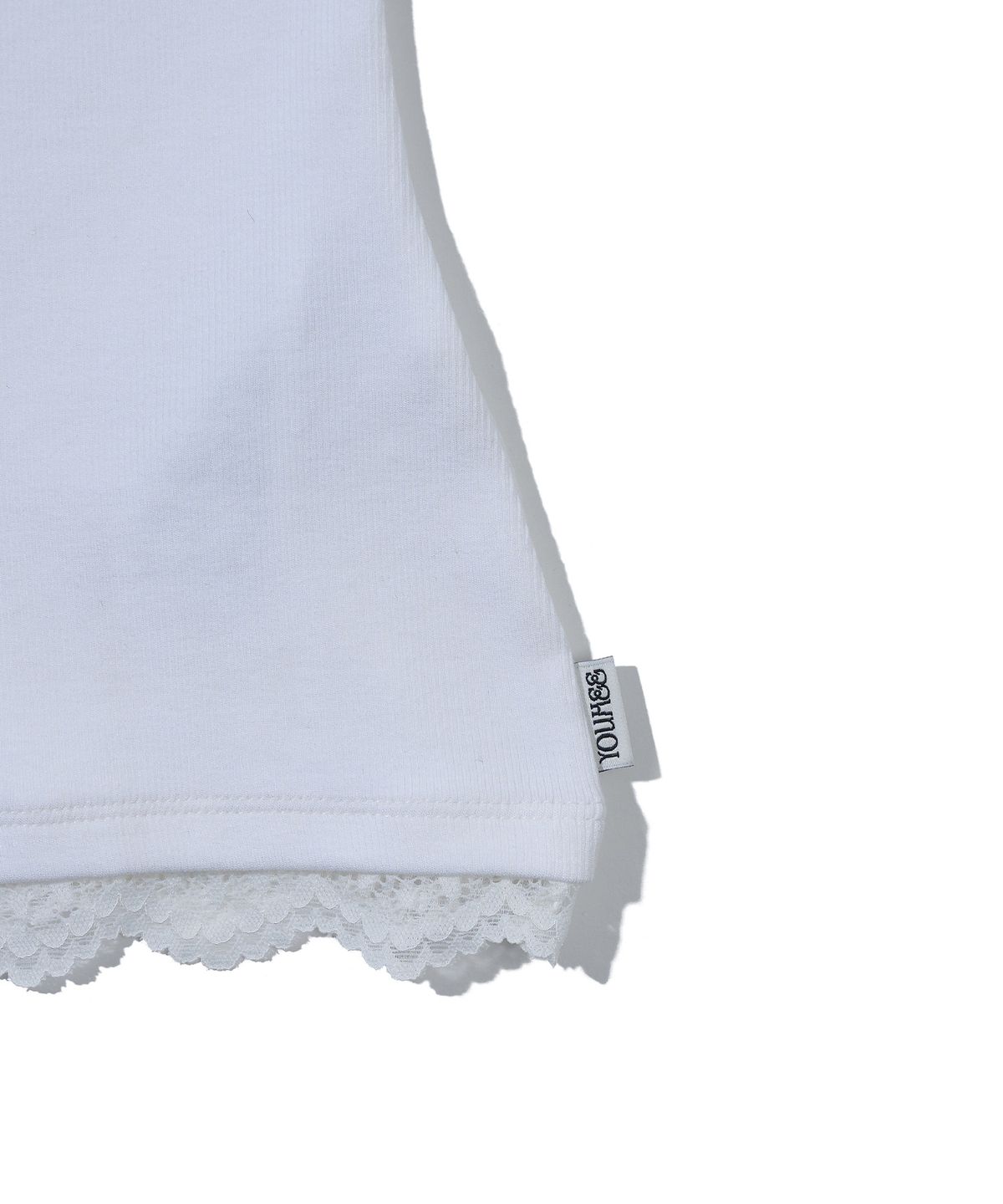 유희(YOUHEE) LACE LETTERING SLEEVELESS_WHITE