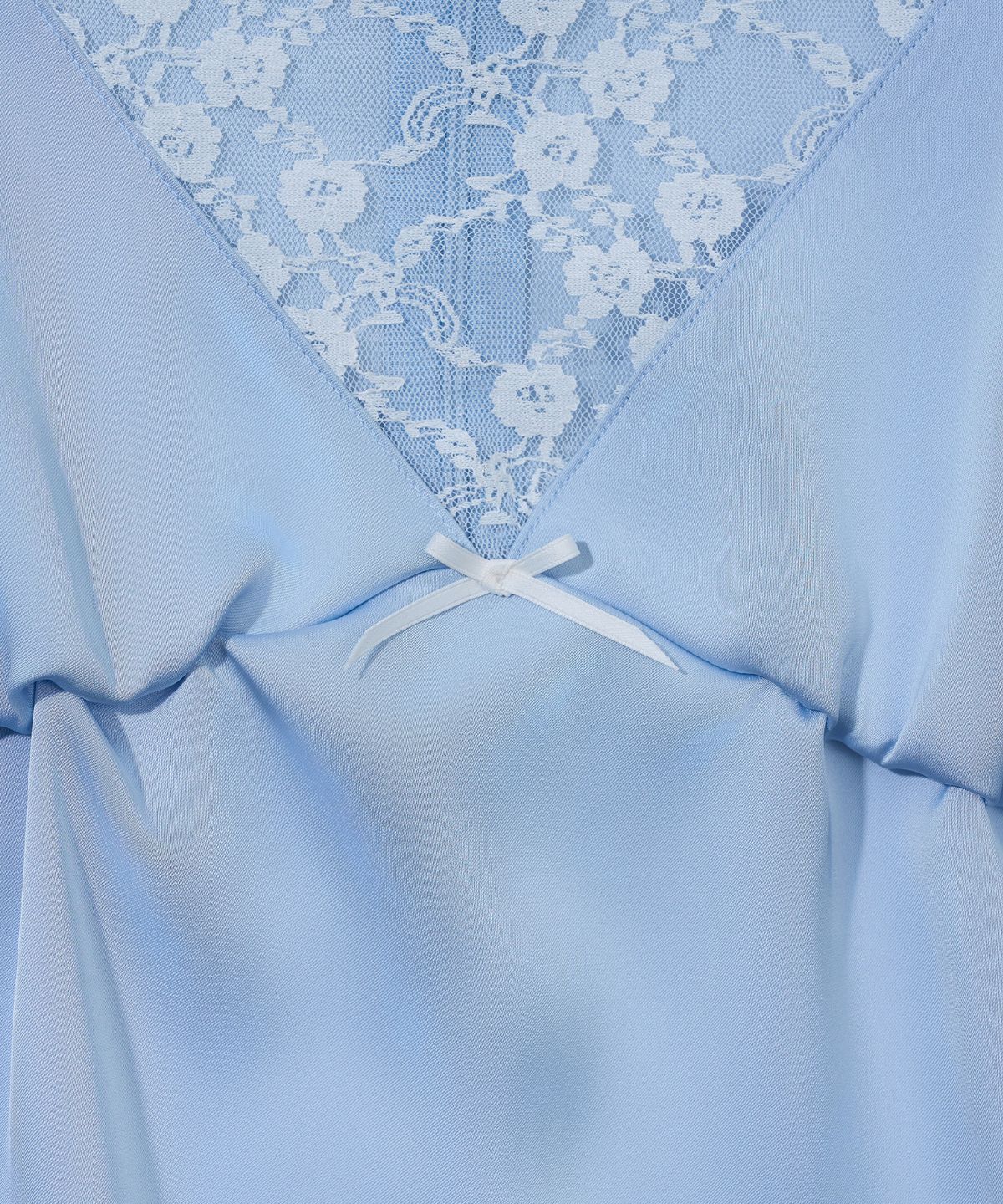 유희(YOUHEE) RIBBON LACE SHIRRING BLOUSE LIGHT_BLUE