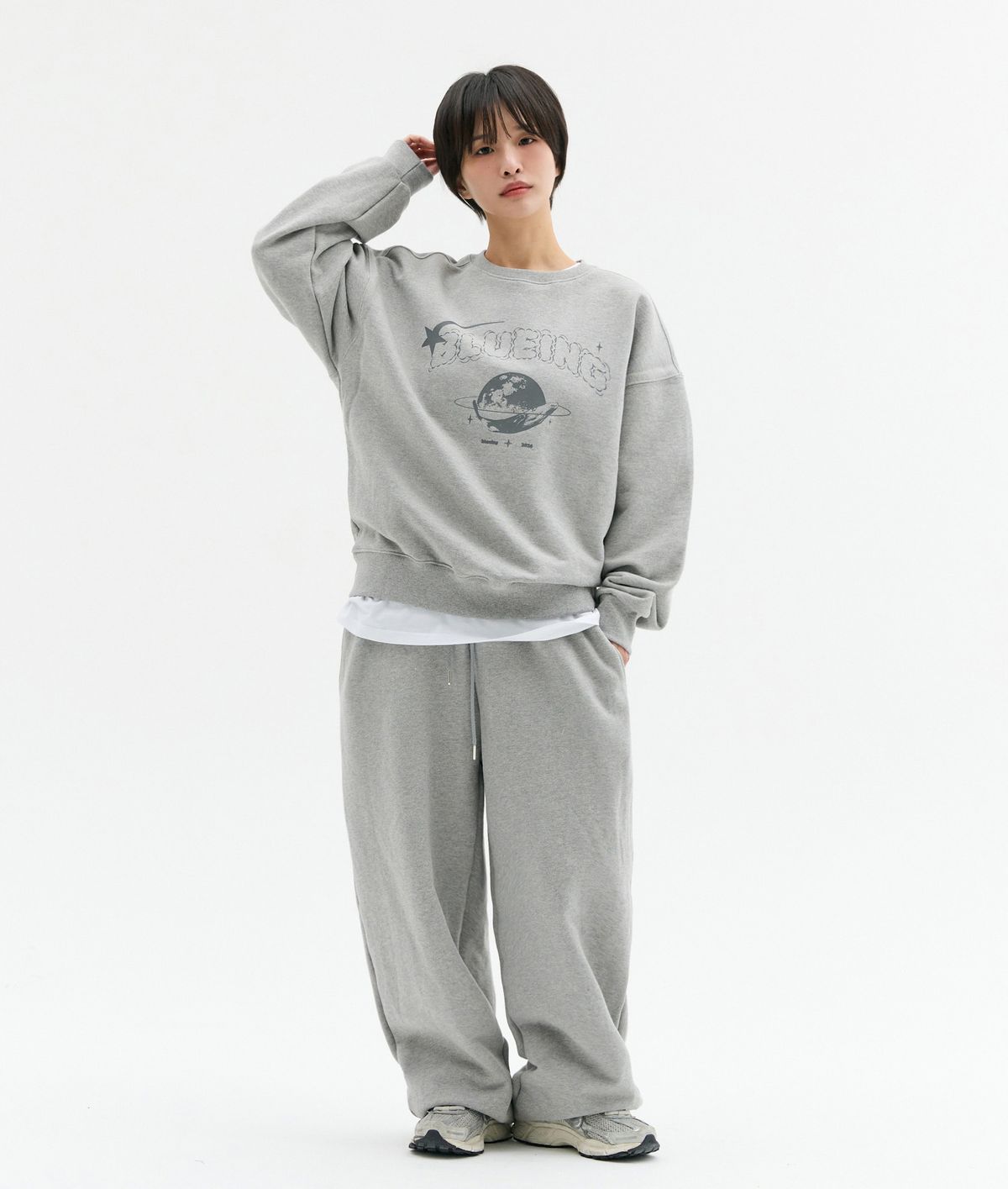 블루잉(BLUEING) WHALE SCOTCH GRAPTIC SWEATSHIRT
