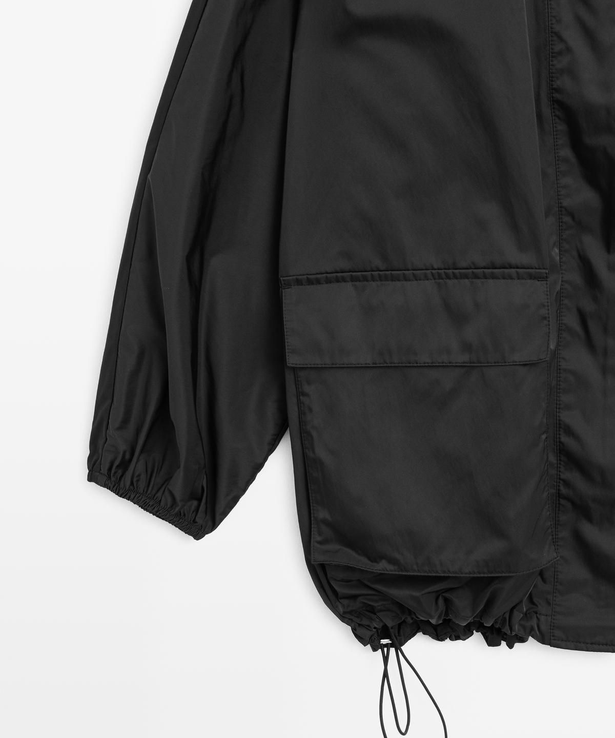 마시모두띠(MASSIMO DUTTI) 포켓 디테일 봄버 자켓
