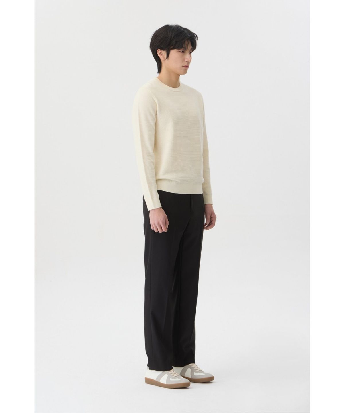 브렌우드(BRENTWOOD) [에센셜스] 워셔블 라운드넥 스웨터 BRWAS26151IVX
