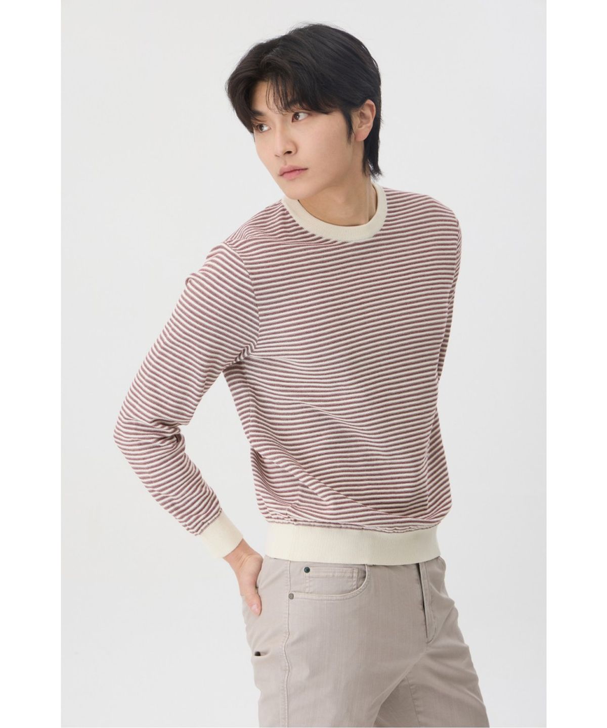 브렌우드(BRENTWOOD) [워셔블] 조직 스트라이프 라운드넥 스웨터 BRWAS26351WIX