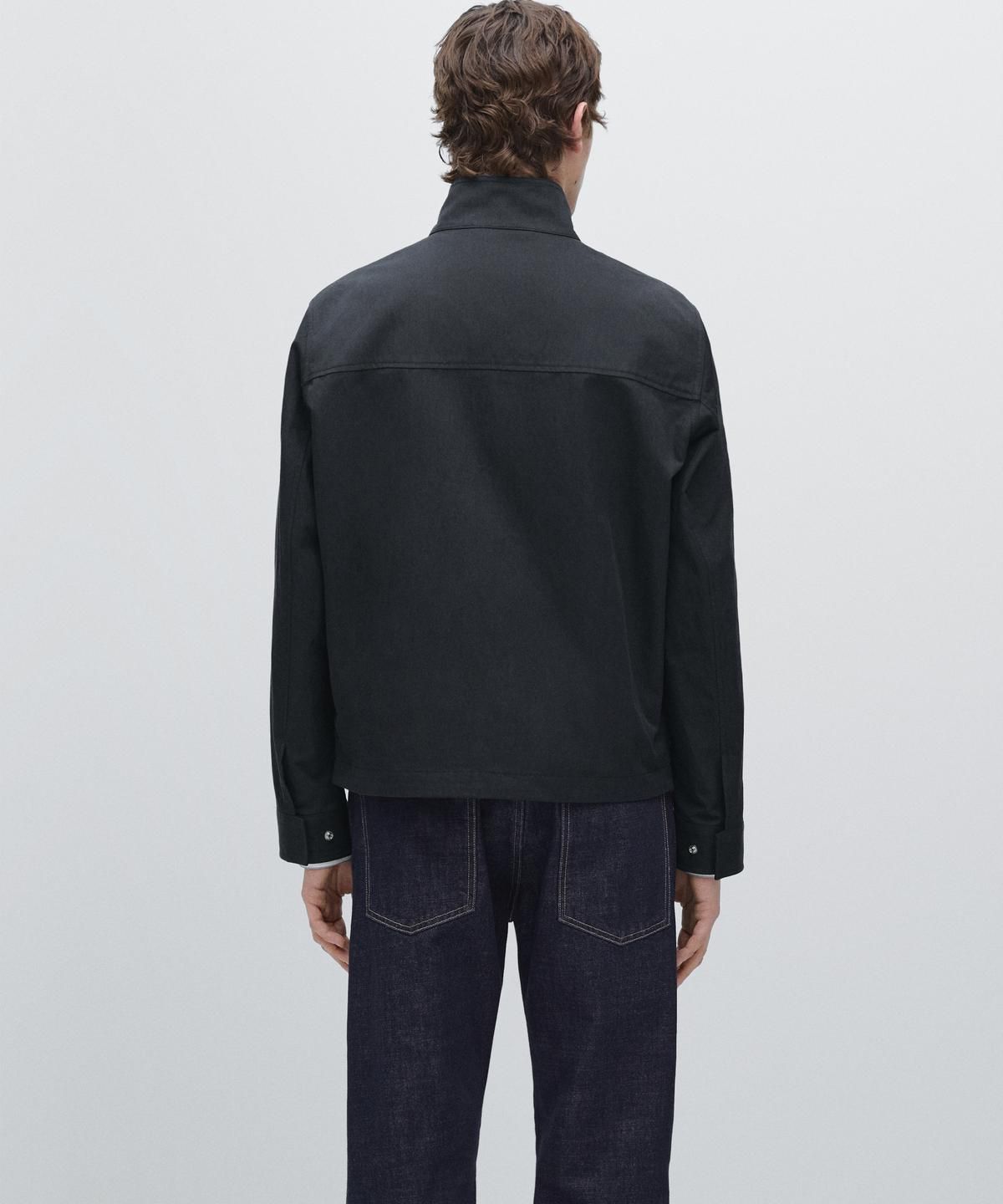 마시모두띠(MASSIMO DUTTI) 포켓 디테일 크롭 재킷