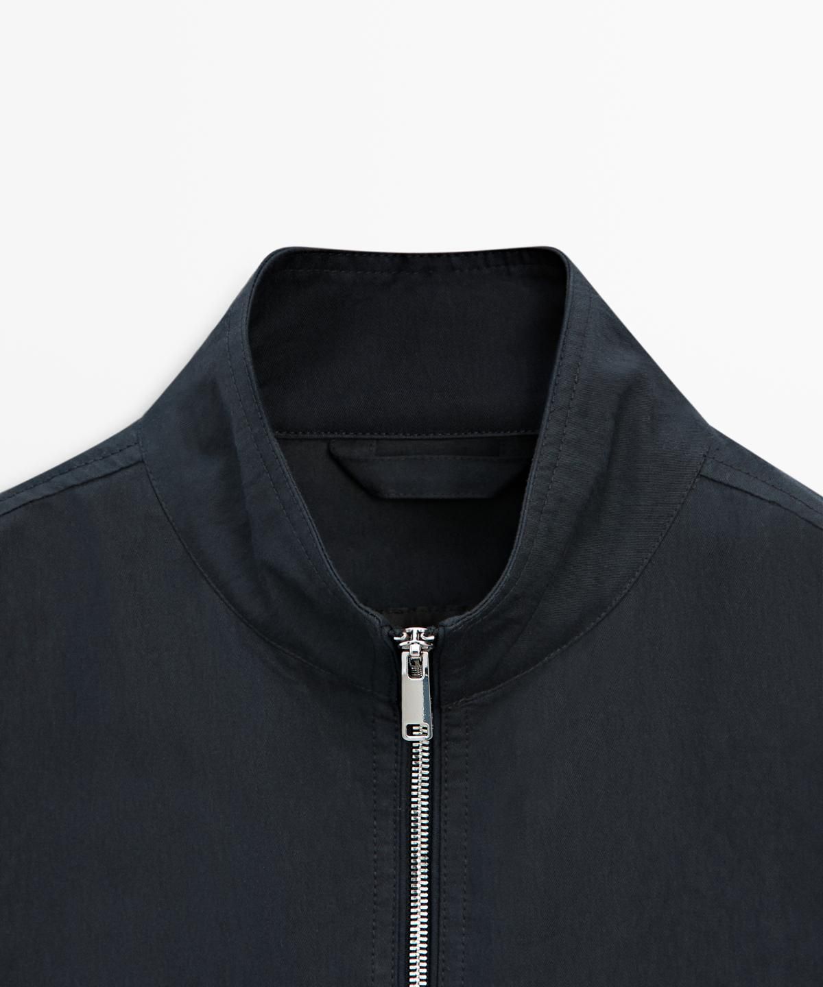 마시모두띠(MASSIMO DUTTI) 포켓 디테일 크롭 재킷