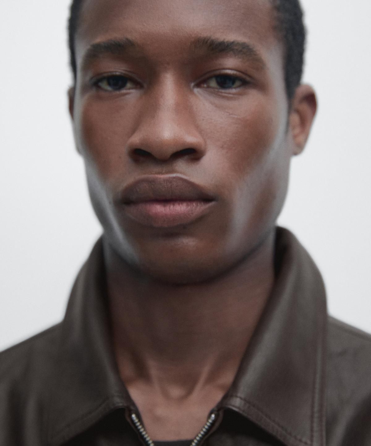 마시모두띠(MASSIMO DUTTI) 나파 인조가죽 재킷