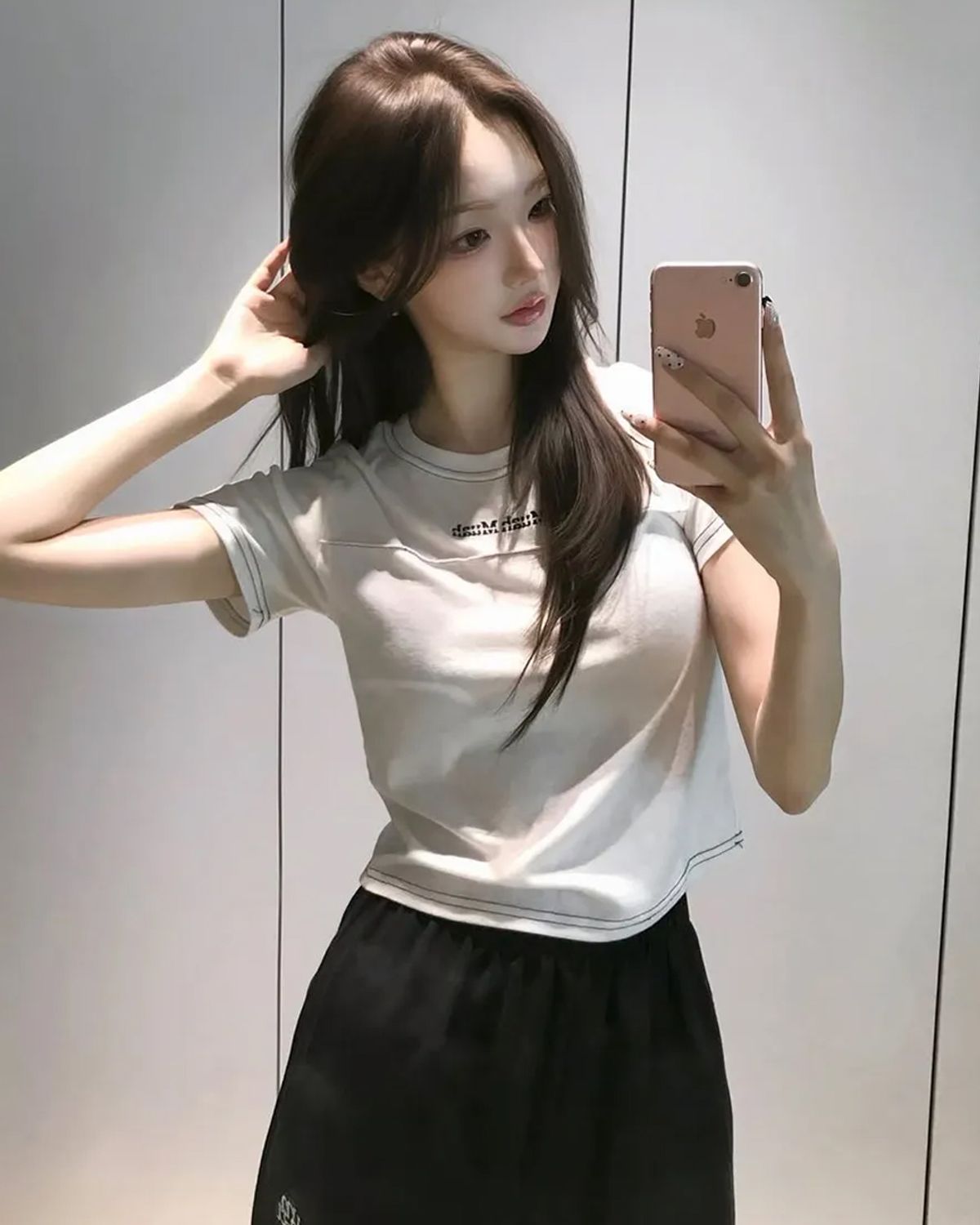 무아무아(MUAHMUAH) 크롭 포인트 핀턱 반팔티 [3color]
