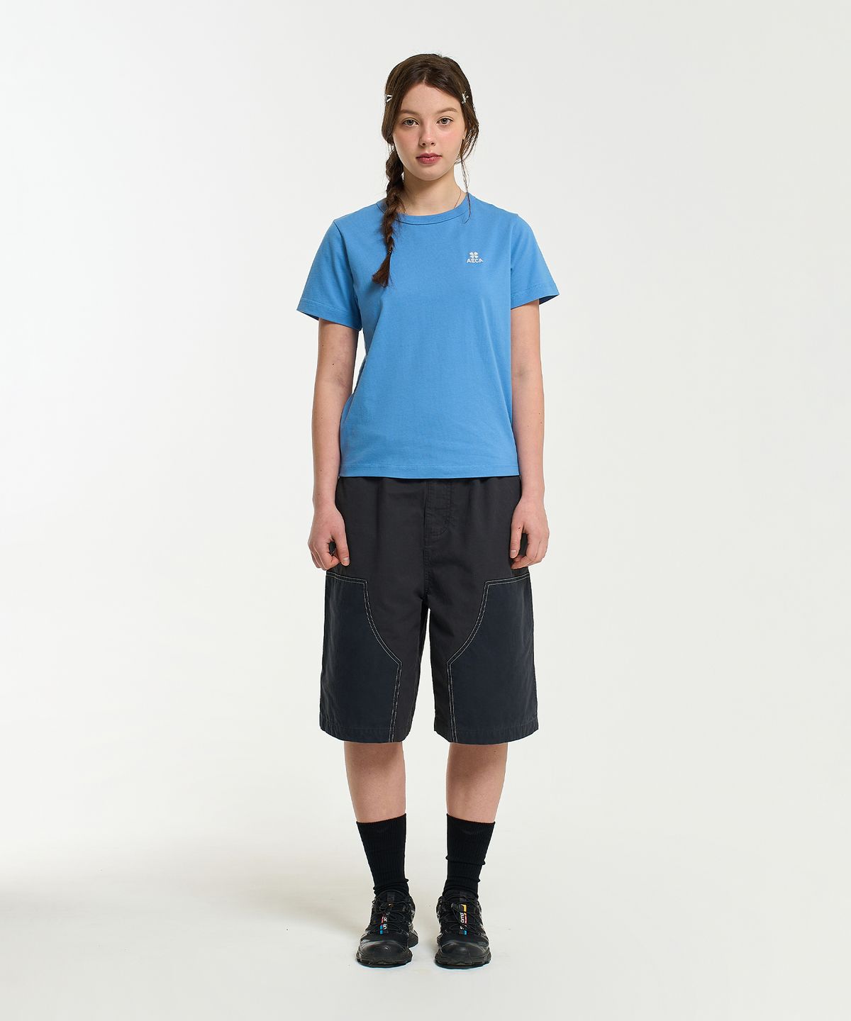 에이카화이트(AECA) (Woman) EVERYDAY AECA CLOVER HALF SLEEVE TEE-BLUE