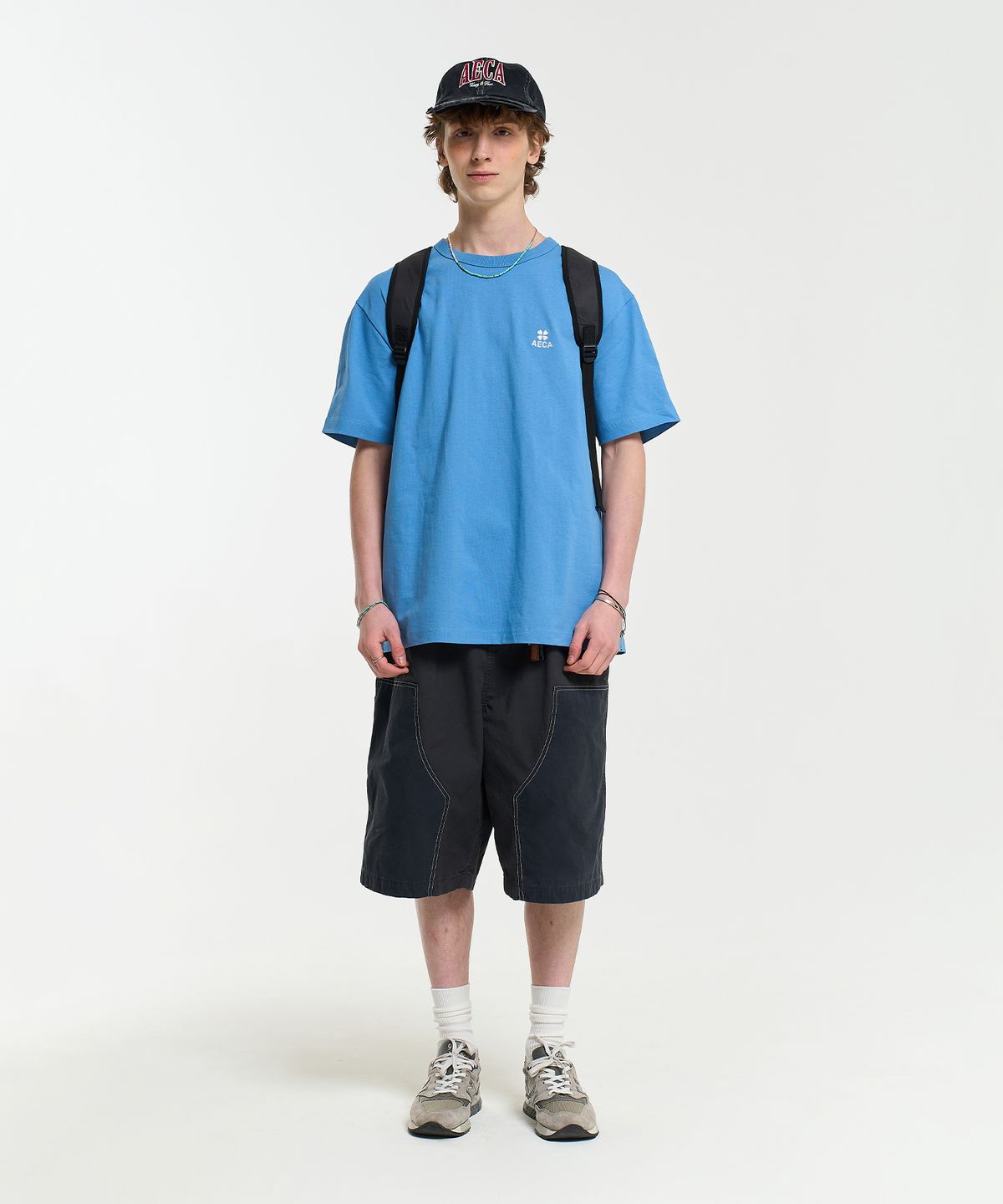 에이카화이트(AECA) EVERYDAY AECA CLOVER HALF SLEEVE TEE-BLUE
