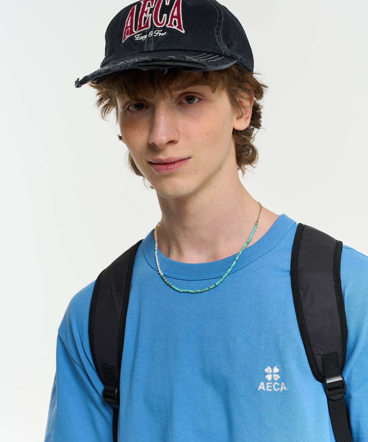 에이카화이트(AECA) EVERYDAY AECA CLOVER HALF SLEEVE TEE-BLUE