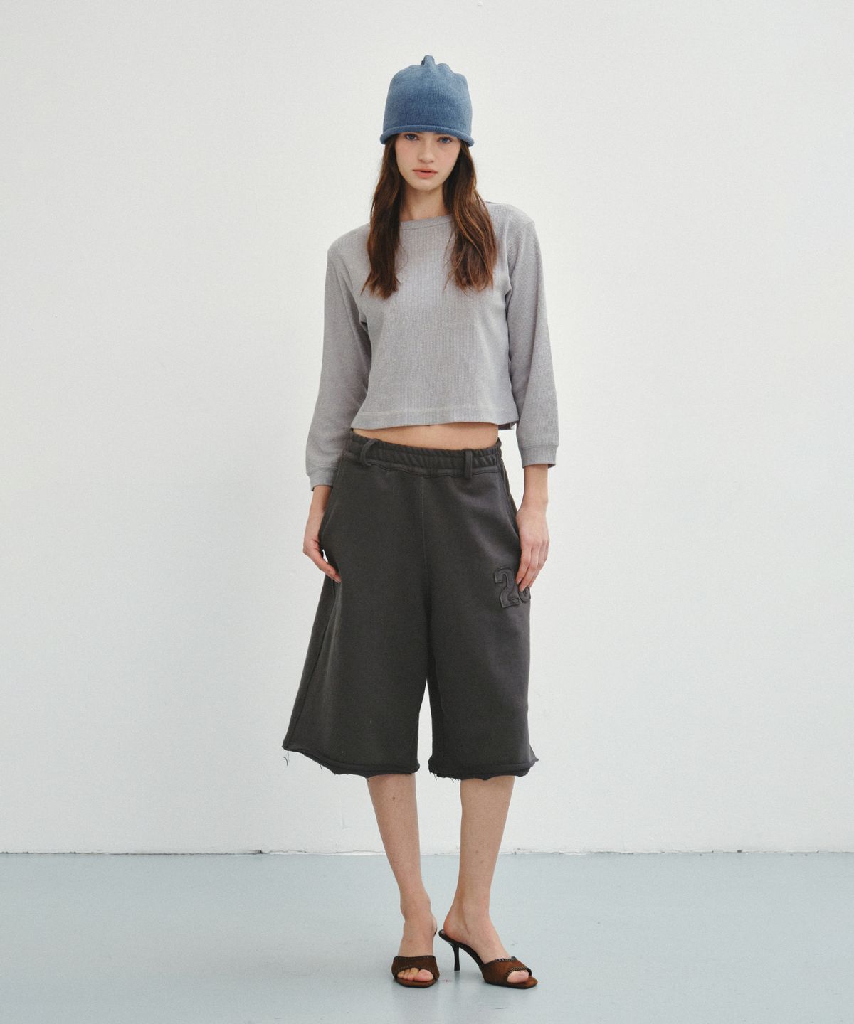 씨타(CITTA) Waffle Semi Crop T-Shirt_CTT3003(Grey)