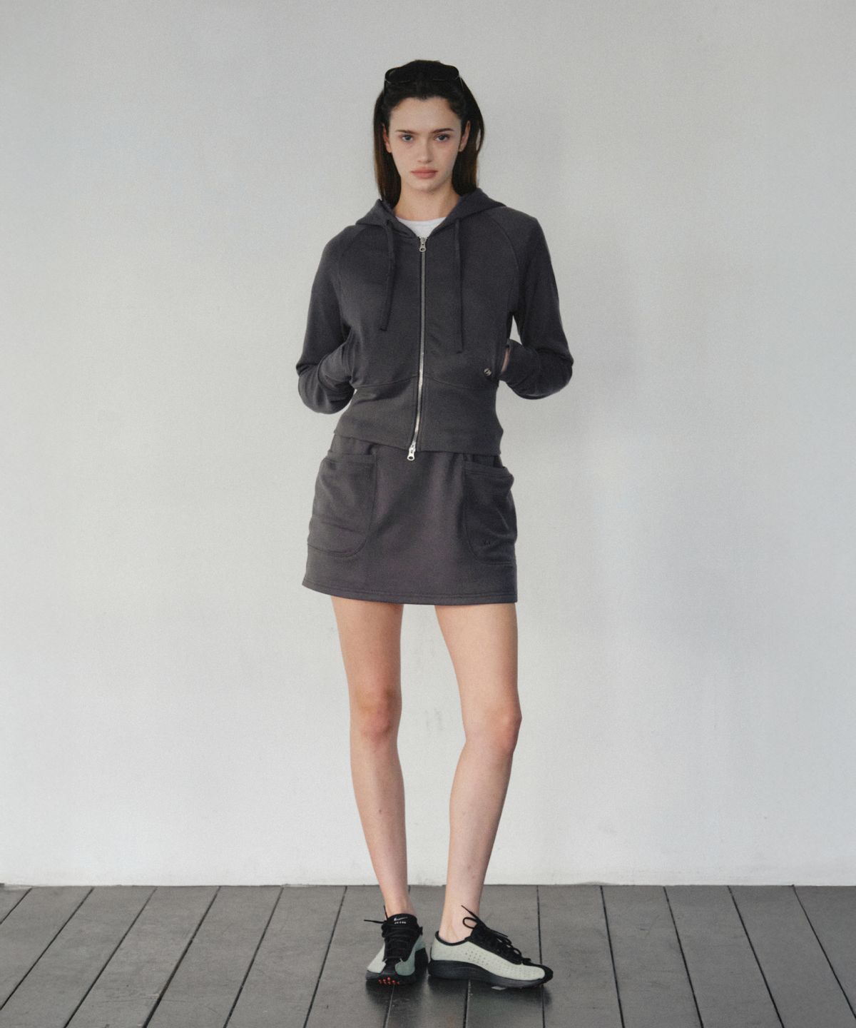 씨타(CITTA) Soft Cropped Slim Hoodie Zip-Up_CTO153(2color)