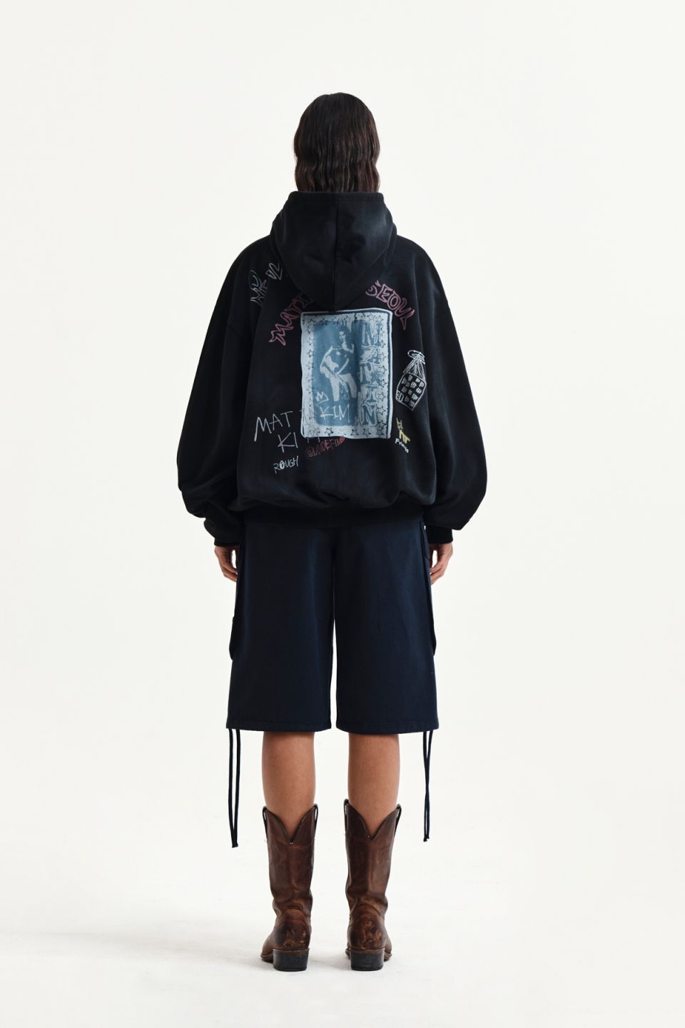 トップス matin kim VINTAGE WASHED GRAFFITI HOODY MUSINSA | MATIN KIM VINTAGE WASHED GRAFFITI HOODY ZIP UP IN BLACK