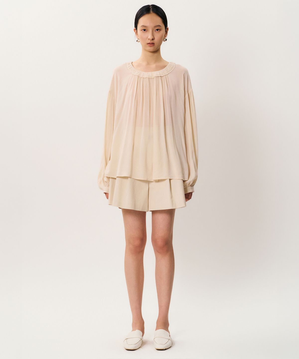 메이버유(MAYVERU) Batool blouse _ Cream