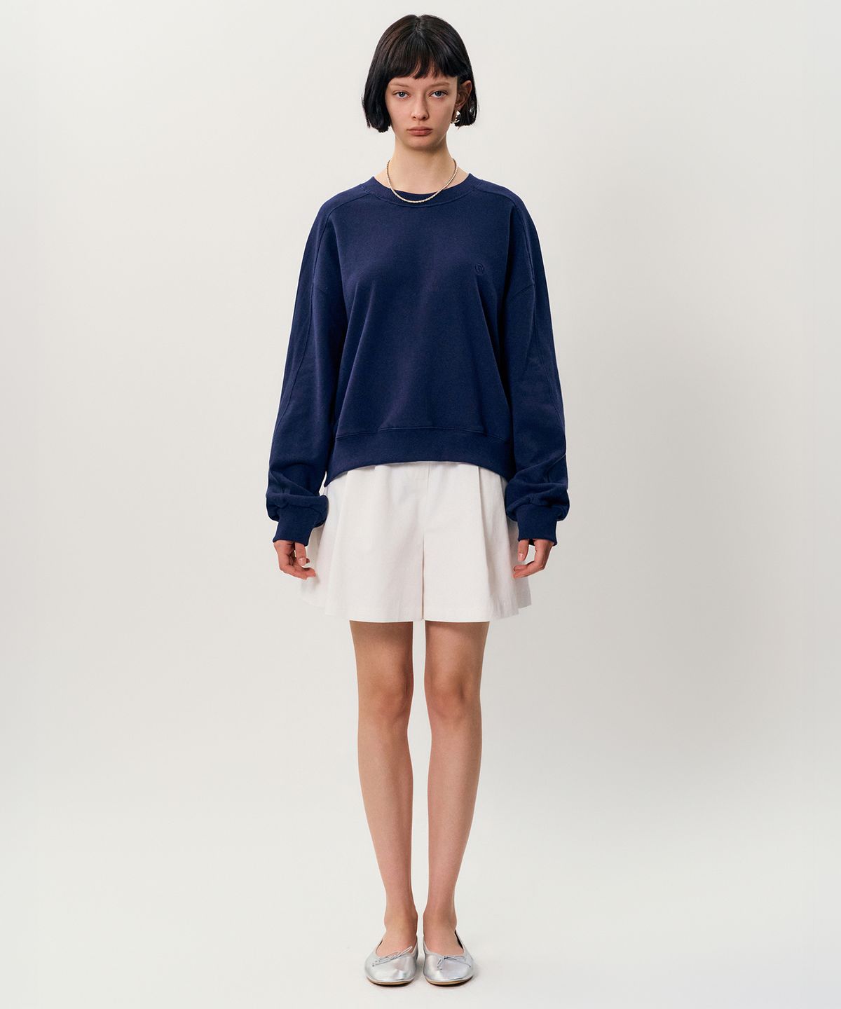 메이버유(MAYVERU) Izzy  Sweatshirt _ Navy