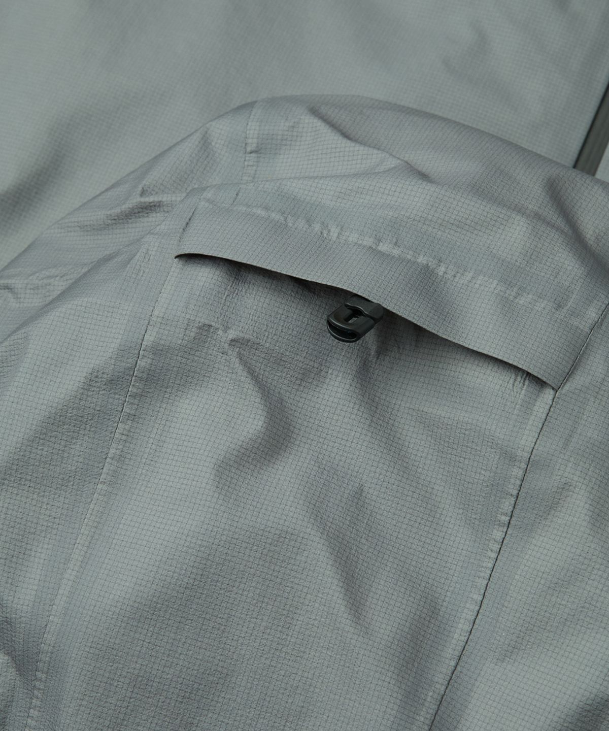 헬리녹스 웨어(HELINOX WEAR) 패커블 경량 레인코트_Dark Gray