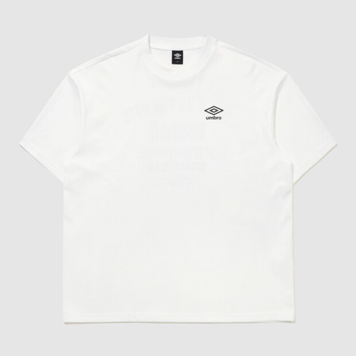 엄브로(UMBRO) 맥스핏 레터링 그래픽 반팔 티셔츠 화이트 UR121CRS32