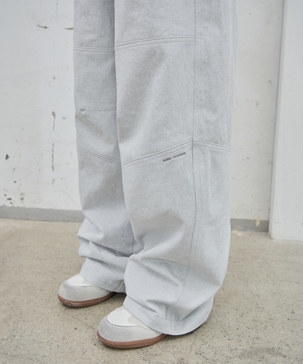 사일프레이(41PRAY) Multi-Panel Pants / Light Grey