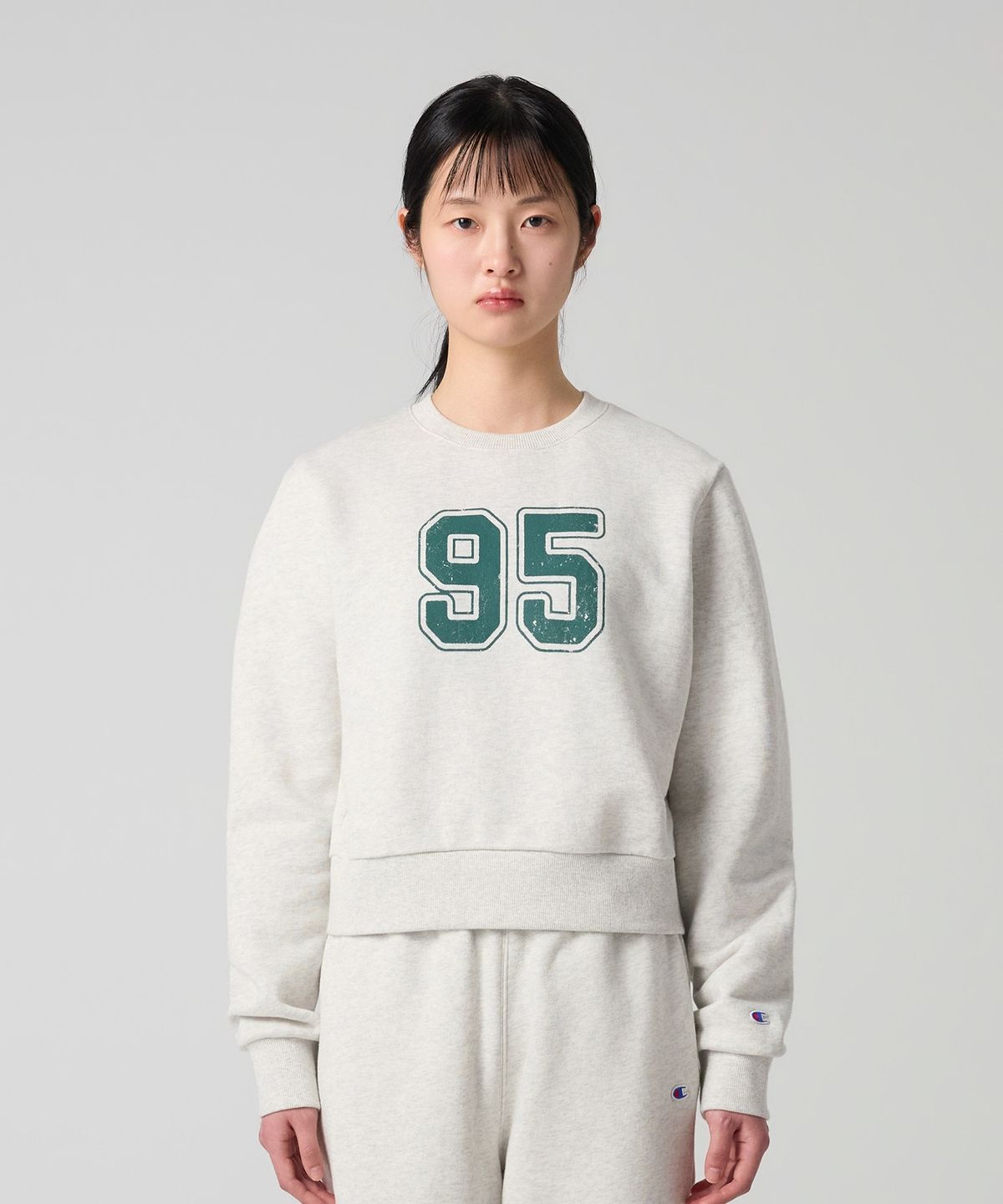챔피온(CHAMPION) 여성 95 크롭 스웨트셔츠 Oatmeal