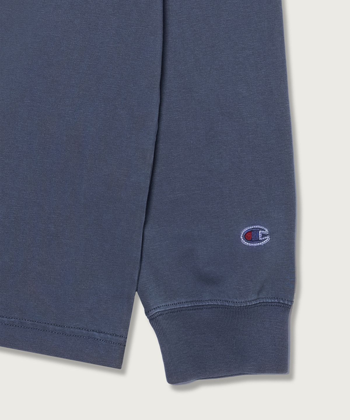 챔피온(CHAMPION) 아치 로고 루즈핏 가먼트다잉 롱슬리브 티셔츠 Blue