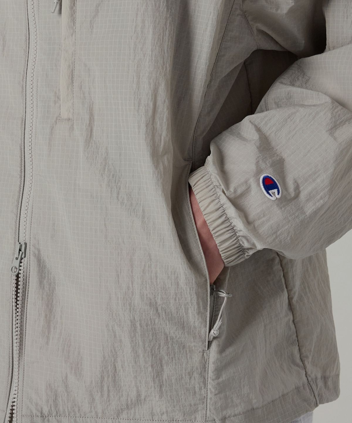 챔피온(CHAMPION) 시어 나일론 윈드브레이커 Light Grey