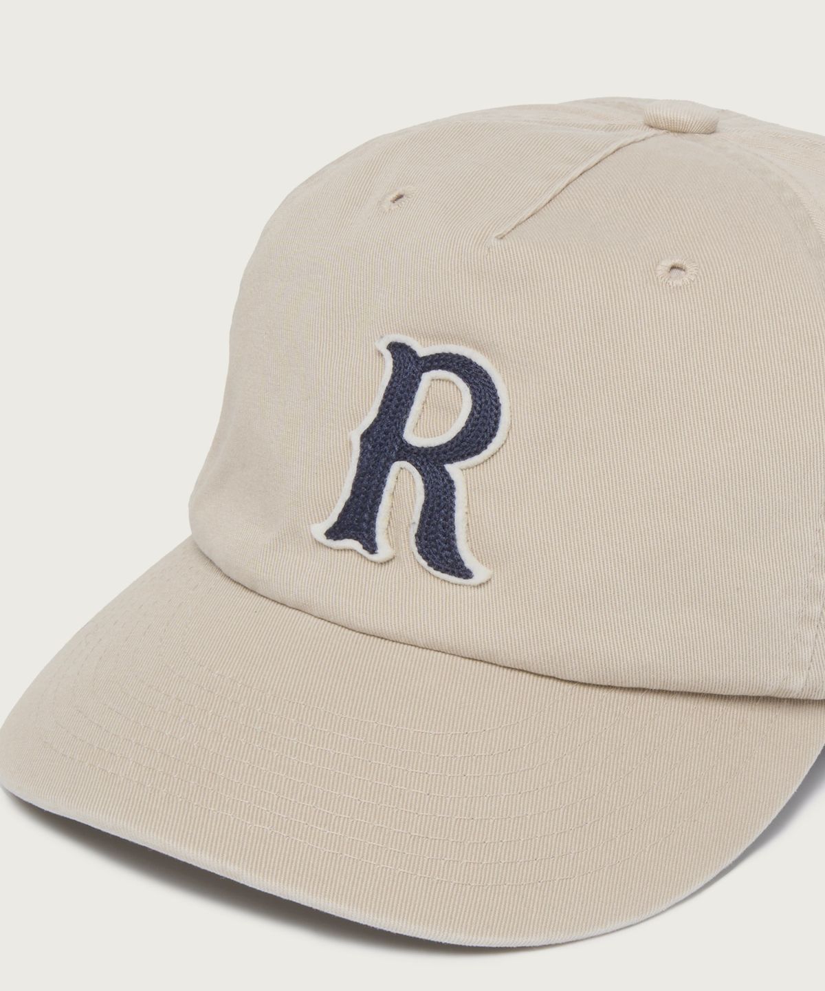 챔피온(CHAMPION) 헤리티지 R 아플리케 볼캡 Beige