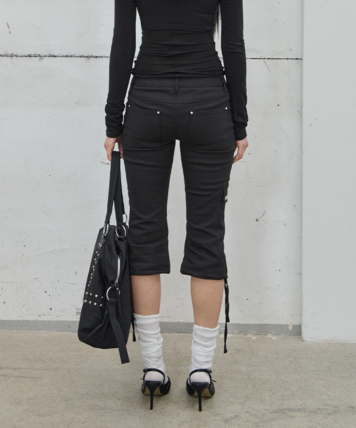 사일프레이(41PRAY) Waist Pocket Capri Pants / Black