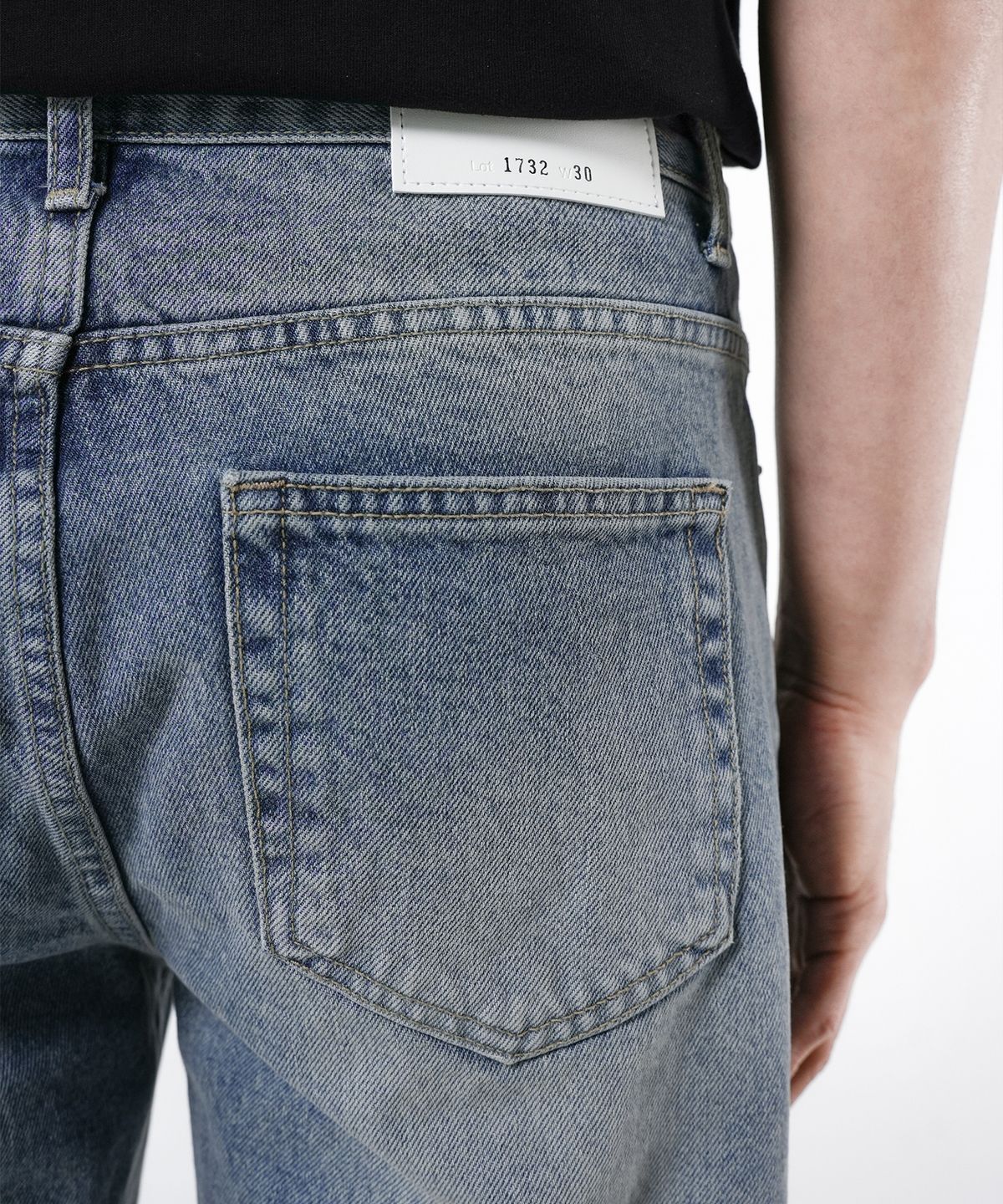브랜디드(BRANDED) 1732 EVEREST JEANS [WIDE STRAIGHT]