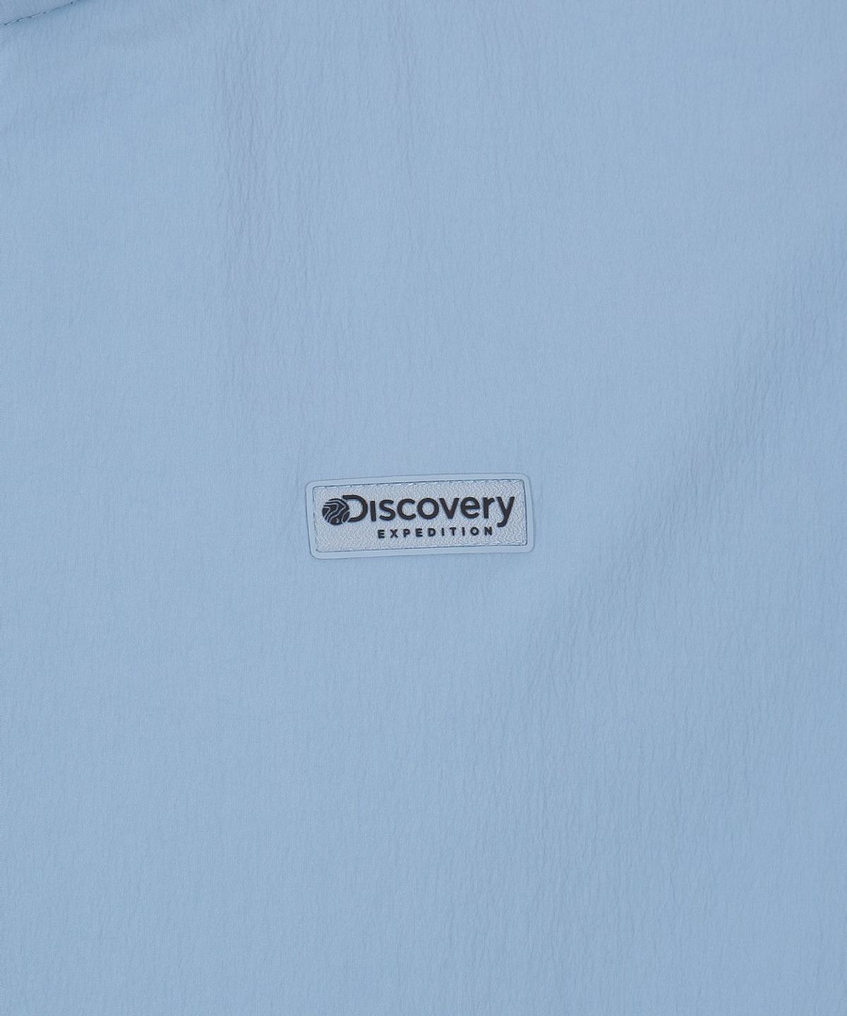 디스커버리 익스페디션(DISCOVERY EXPEDITION) 유니 프레시벤트 경량 우븐 트레이닝 반팔 하이넥 아노락 (BLUE)