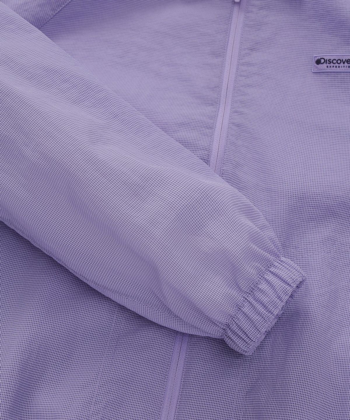 디스커버리 익스페디션(DISCOVERY EXPEDITION) 여성 프레시벤트 카라형 크롭 바람막이 (Neon Violet)