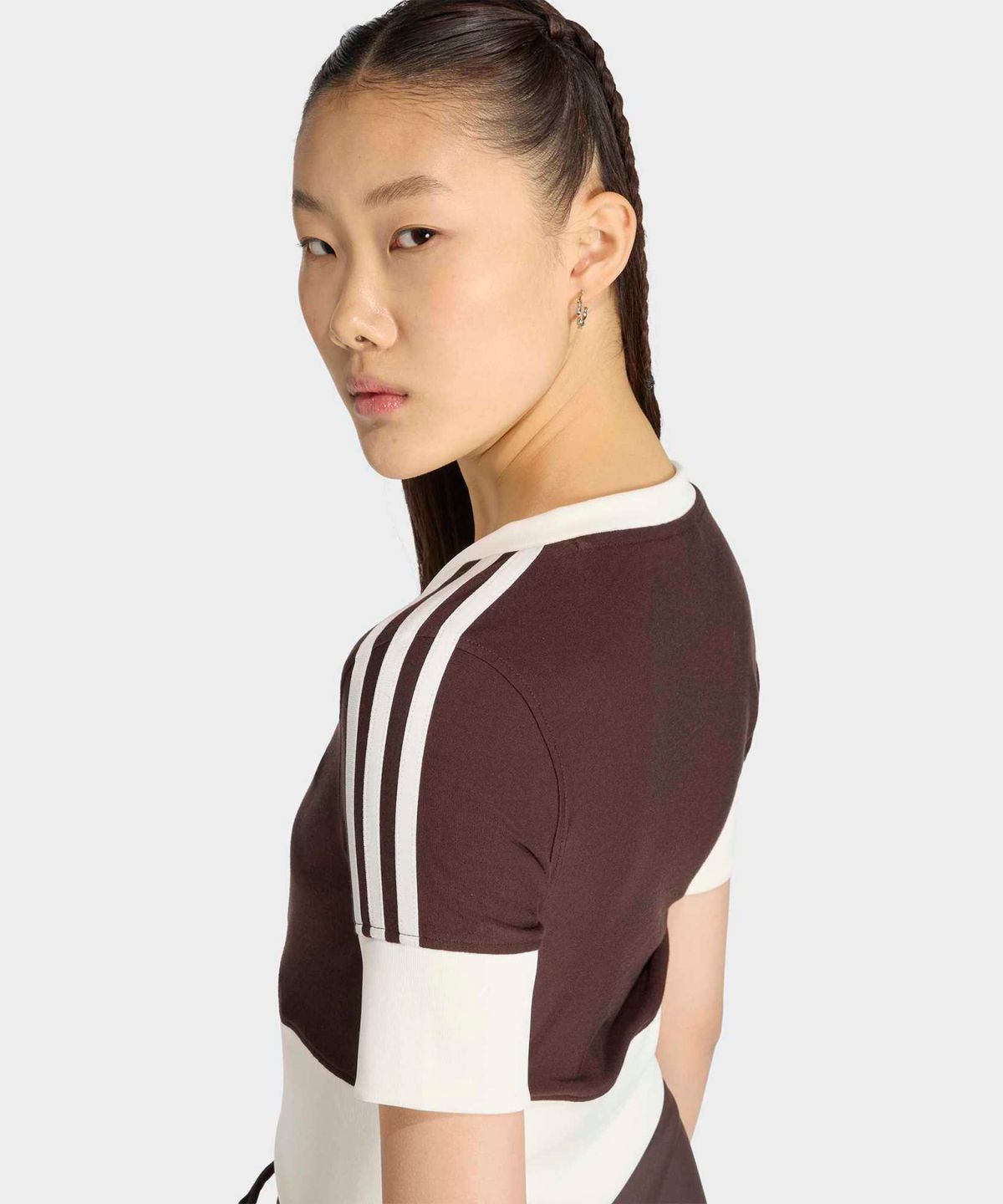아디다스(ADIDAS) 브이넥 버튼셔츠 - 아우라커피 / KU8120
