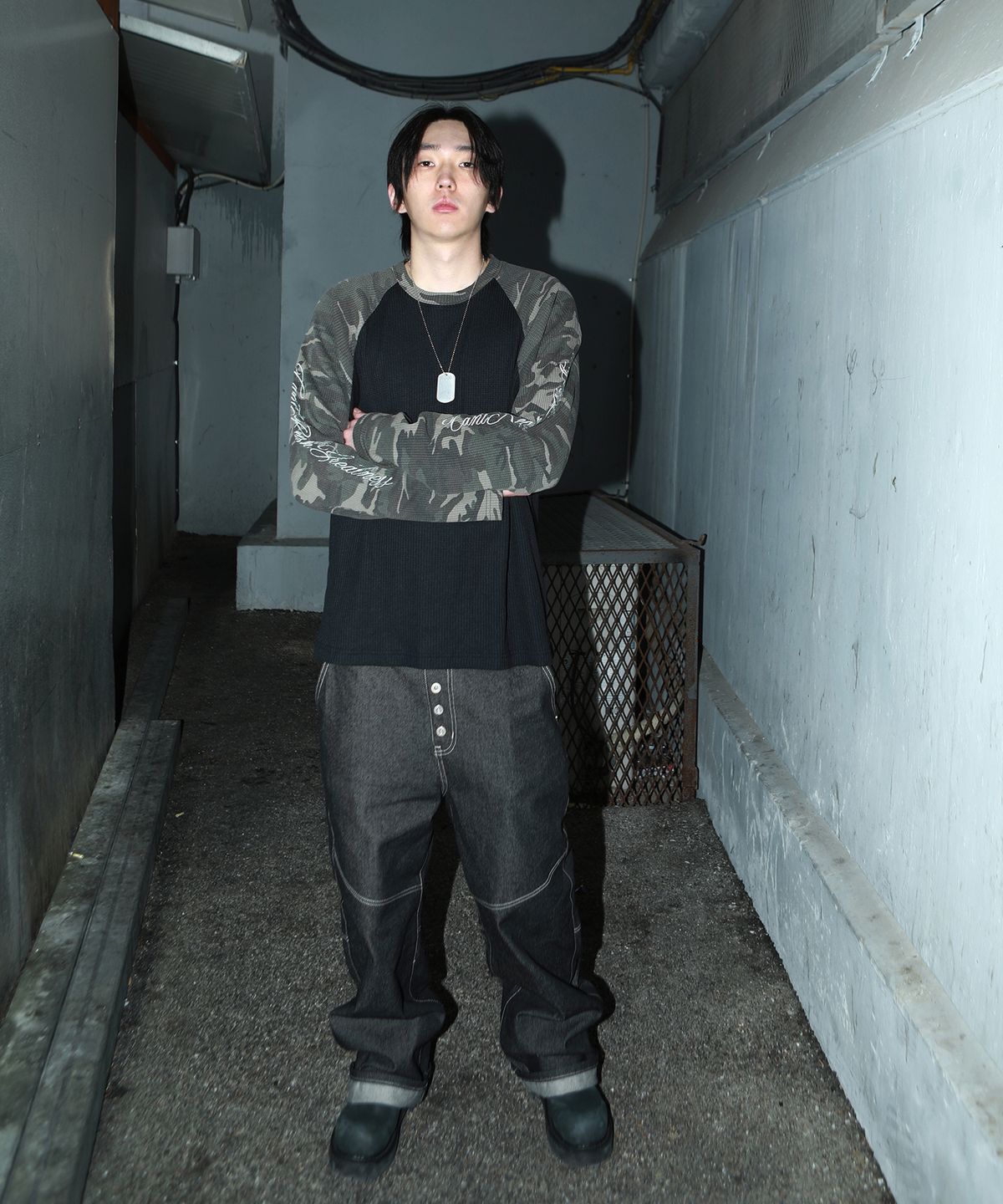 크리건(CRIGUN) CAMO WAFFLE RAGLAN LONG SLEEVE BLACK