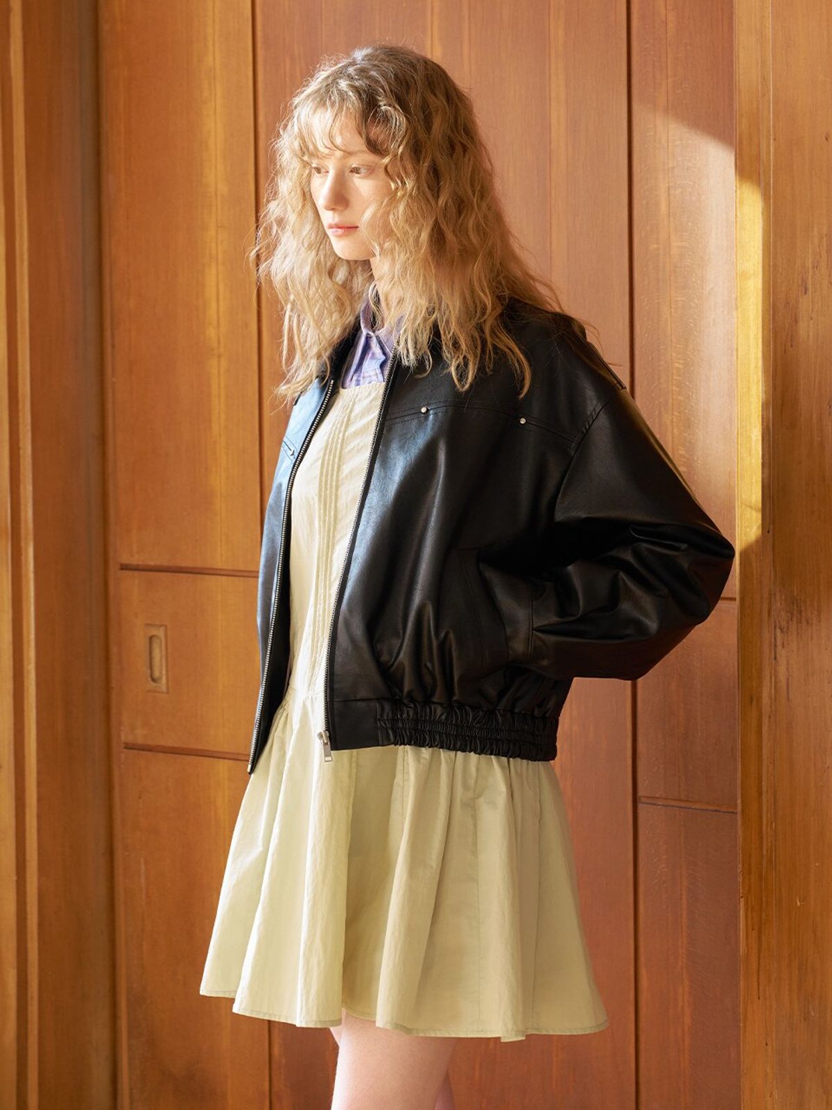 뮈뮈에르(MUEMUER) Faux Leather Bomber Jumper MU2611JP101M