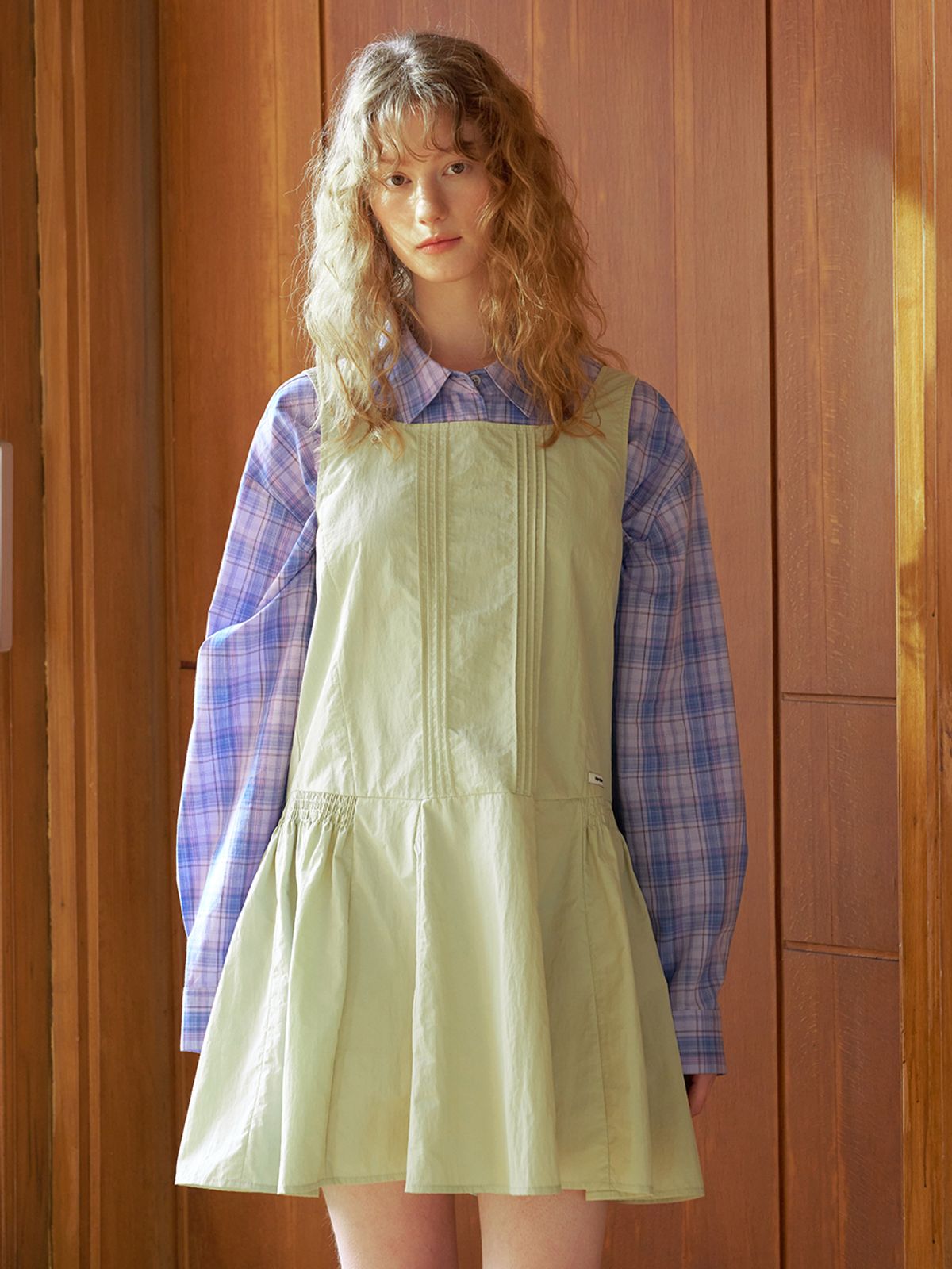 뮈뮈에르(MUEMUER) Square Neck Mini Dress MU2611OP102M