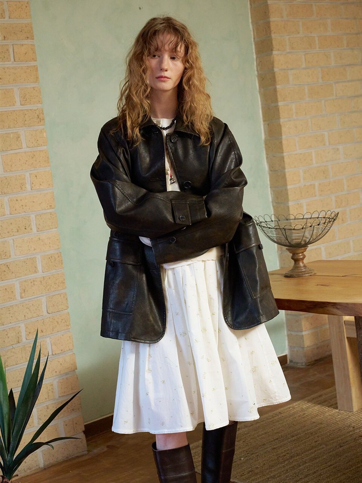 뮈뮈에르(MUEMUER) Vintage Overfit Faux Leather Jacket MU2611JK102M