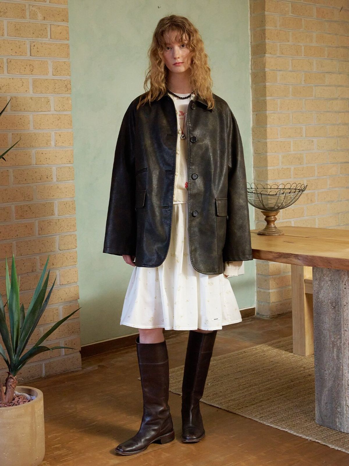 뮈뮈에르(MUEMUER) Vintage Overfit Faux Leather Jacket MU2611JK102M