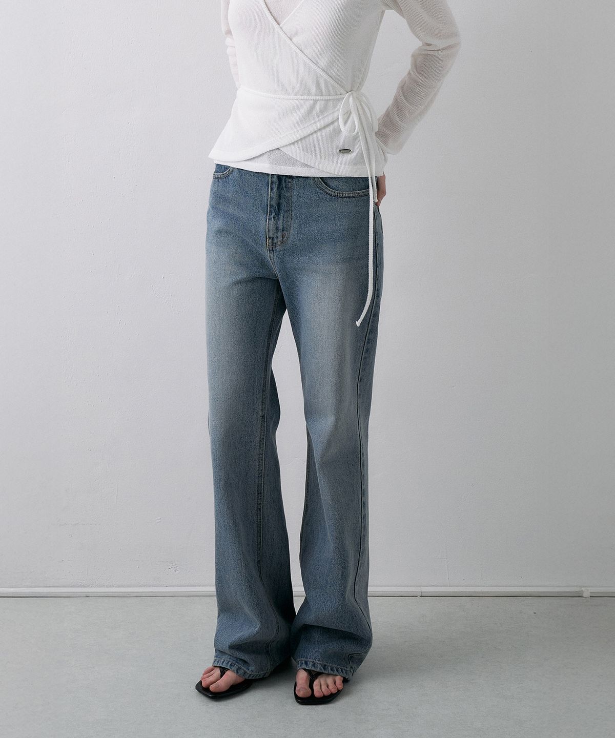 라메레이(LAMEREI) [기장선택]Semi-Bootcut Denim[LMBFSP25DN5202-1]-Medium blue