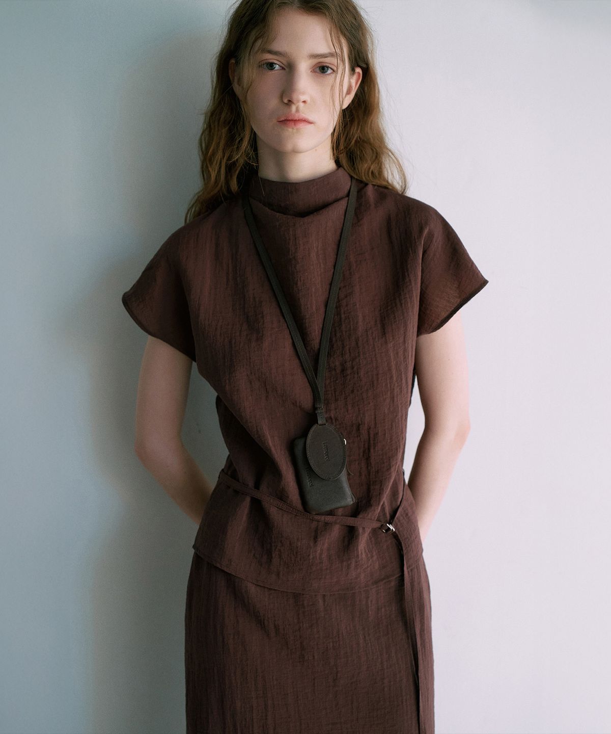라메레이(LAMEREI) Cow Leather Mirror Charm Card Necklace[LMBFSPAC912]-2color