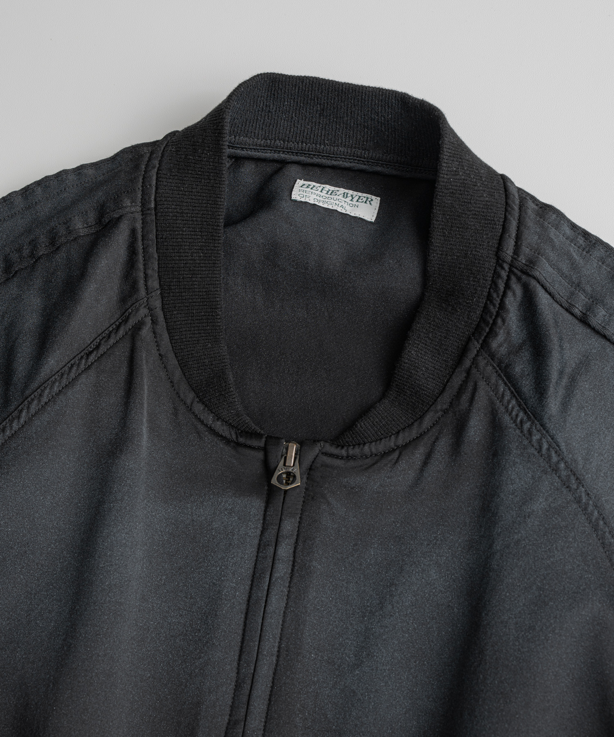 비헤비어(BEHEAVYER) WASHED WOOL SOUVENIR JACKET black