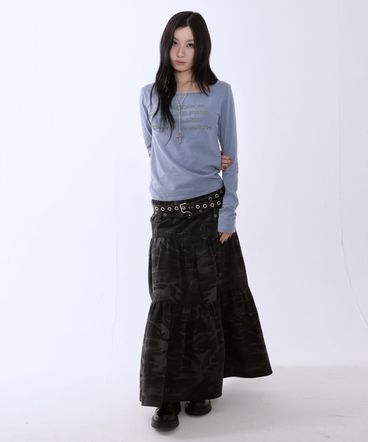 러닝하이(RUNNINGHIGH) 레터링 슬림 L/S 티 [블루]
