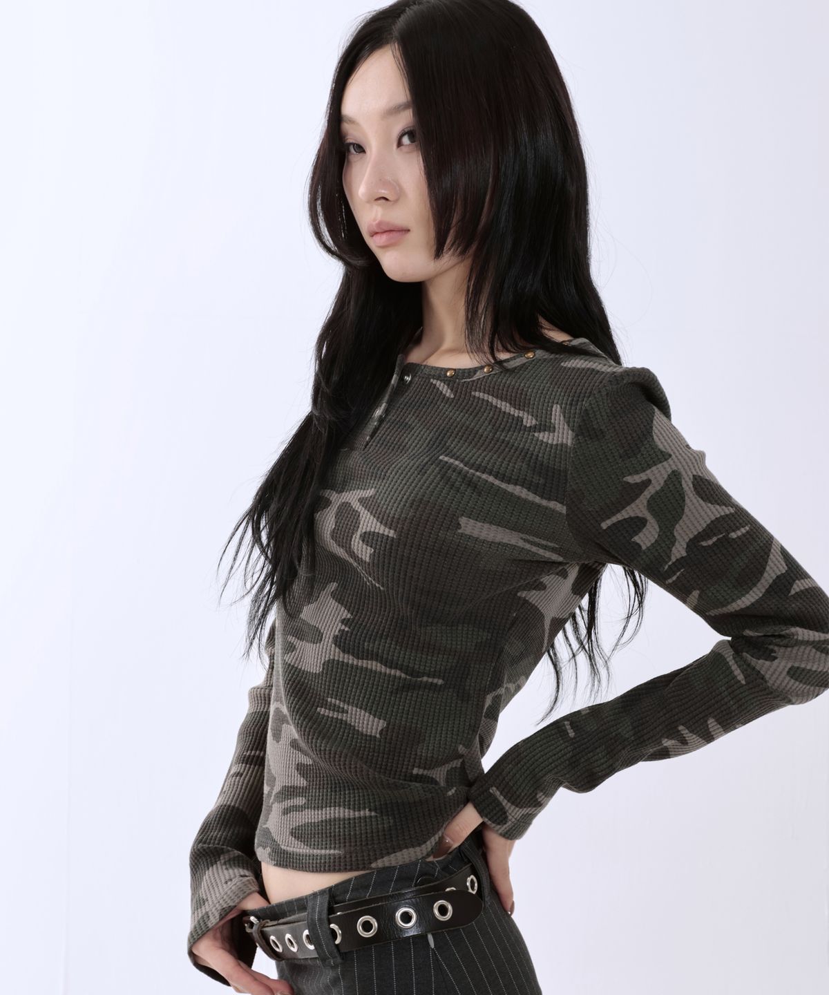 러닝하이(RUNNINGHIGH) 카모플라쥬 L/S 티 [그린]