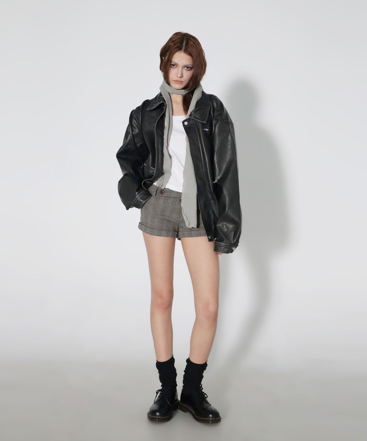 칙스(CHICKS) 러스틱 워싱 레더자켓 블랙