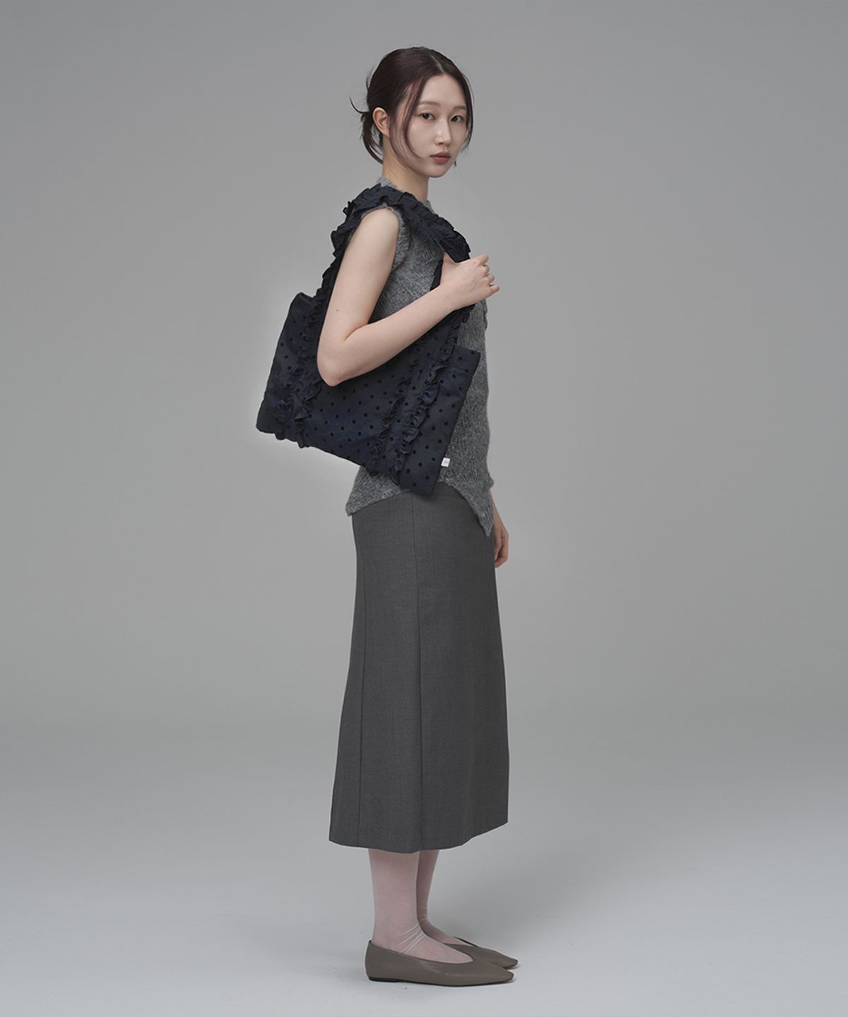 키미미(KIMIMI) 빅프릴 도트 미디움  숄더백 딥네이비