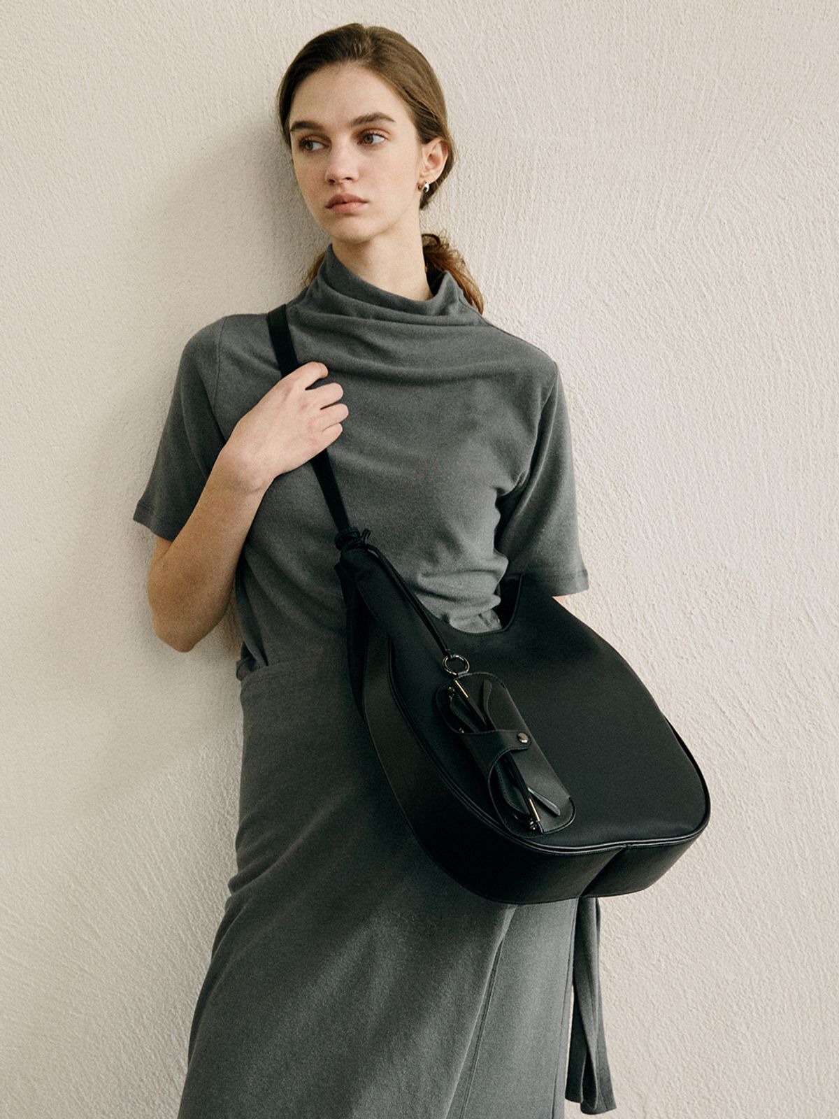 모어모르(MOREMORR) Palet Bag _ black 나일론 숄더백 2way