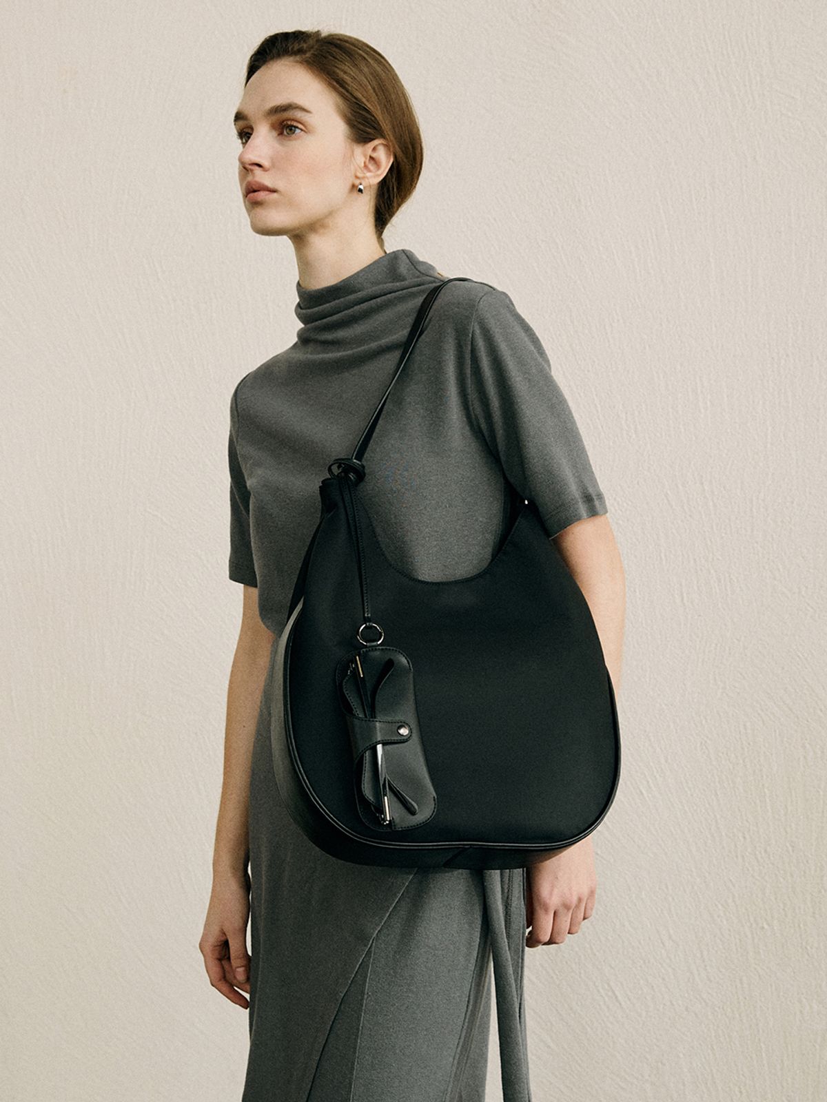 모어모르(MOREMORR) Palet Bag _ black 나일론 숄더백 2way
