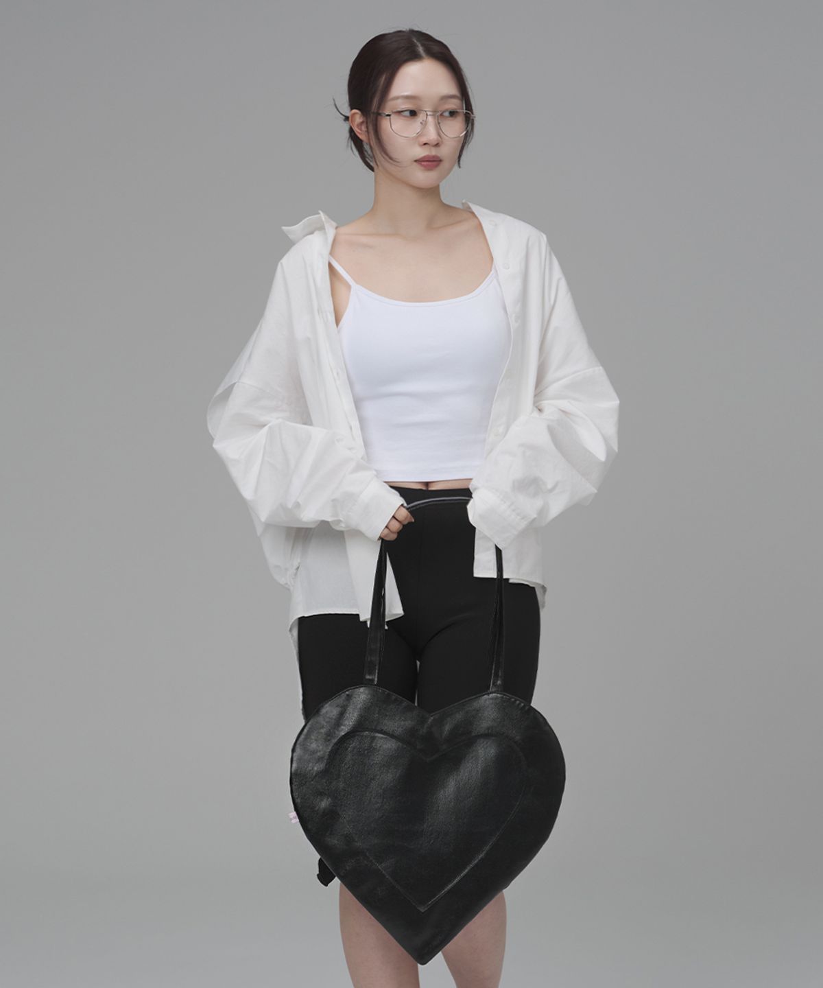 키미미(KIMIMI) 하트 포켓 숄더백 블랙