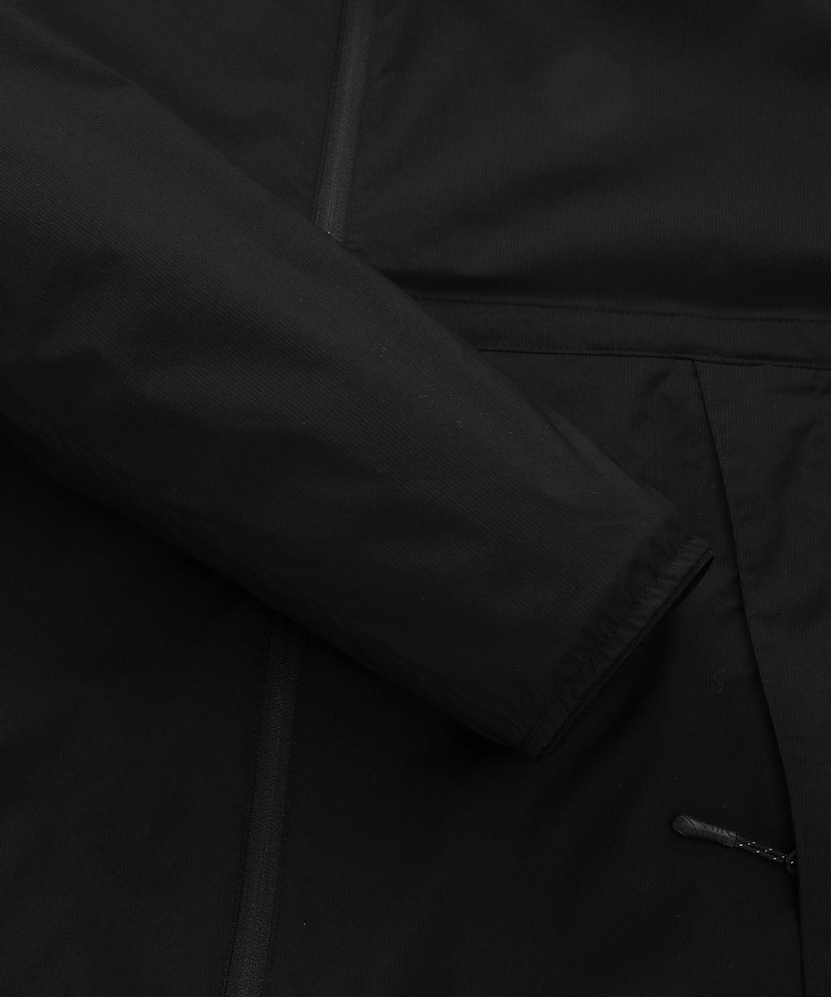 디스커버리 익스페디션(DISCOVERY EXPEDITION) 남성 프레시벤트 후드내장형 바람막이 (BLACK)