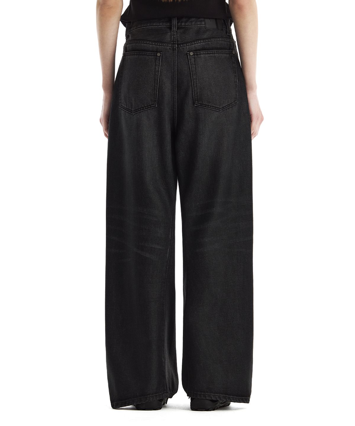 트리밍버드(TREEMINGBIRD) Rivet Slit Coated Denim Pants [ Black ]