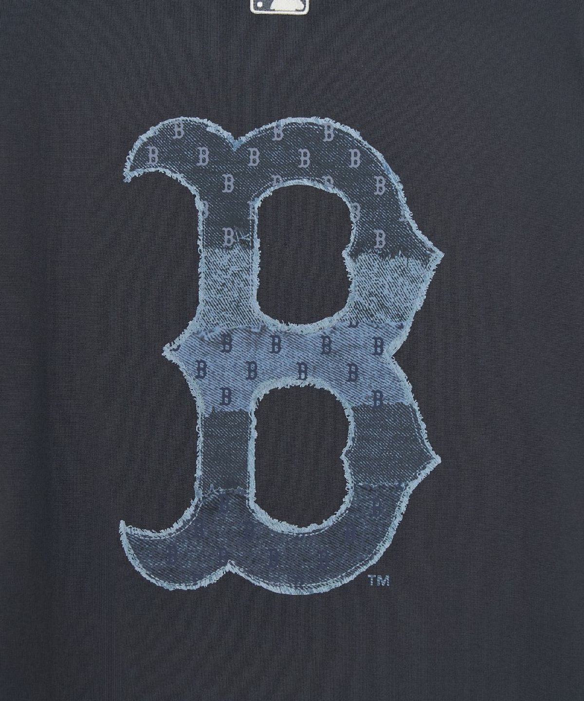 엠엘비(MLB) 빈티지 데님라이크 모노그램 빅럭스 오버핏 반팔 티셔츠 BOS (D.Grey)