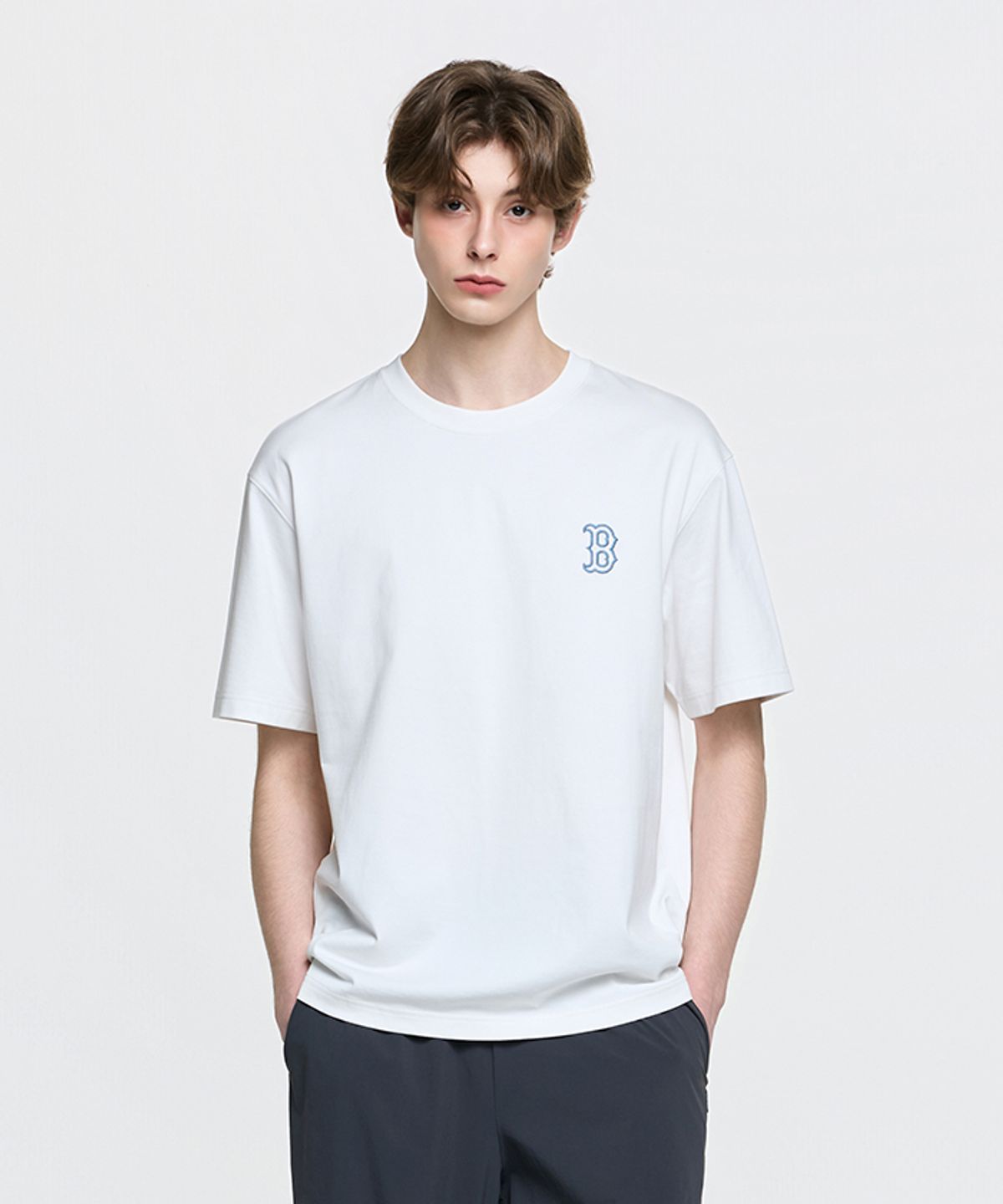 엠엘비(MLB) 빈티지 데님라이크 모노티브 오버핏 반팔 티셔츠 BOS (Ivory)